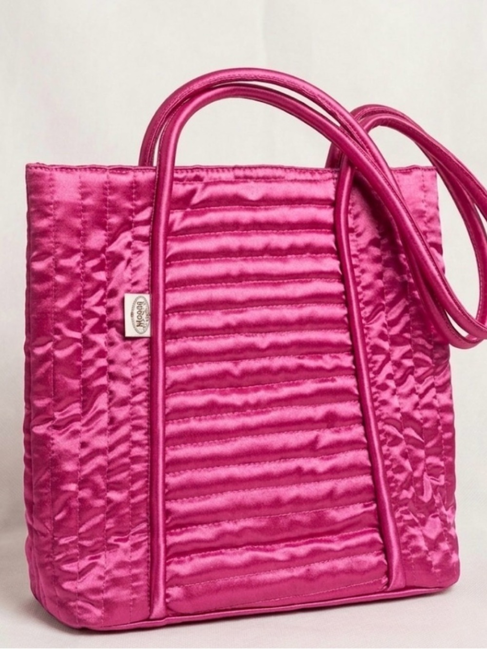 NWOT NaRaYa Satin Quilted Bucket Shoulder Bag Zip closure in Rose Pink